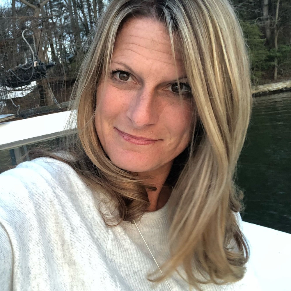 Meet your Posher, Elizabeth